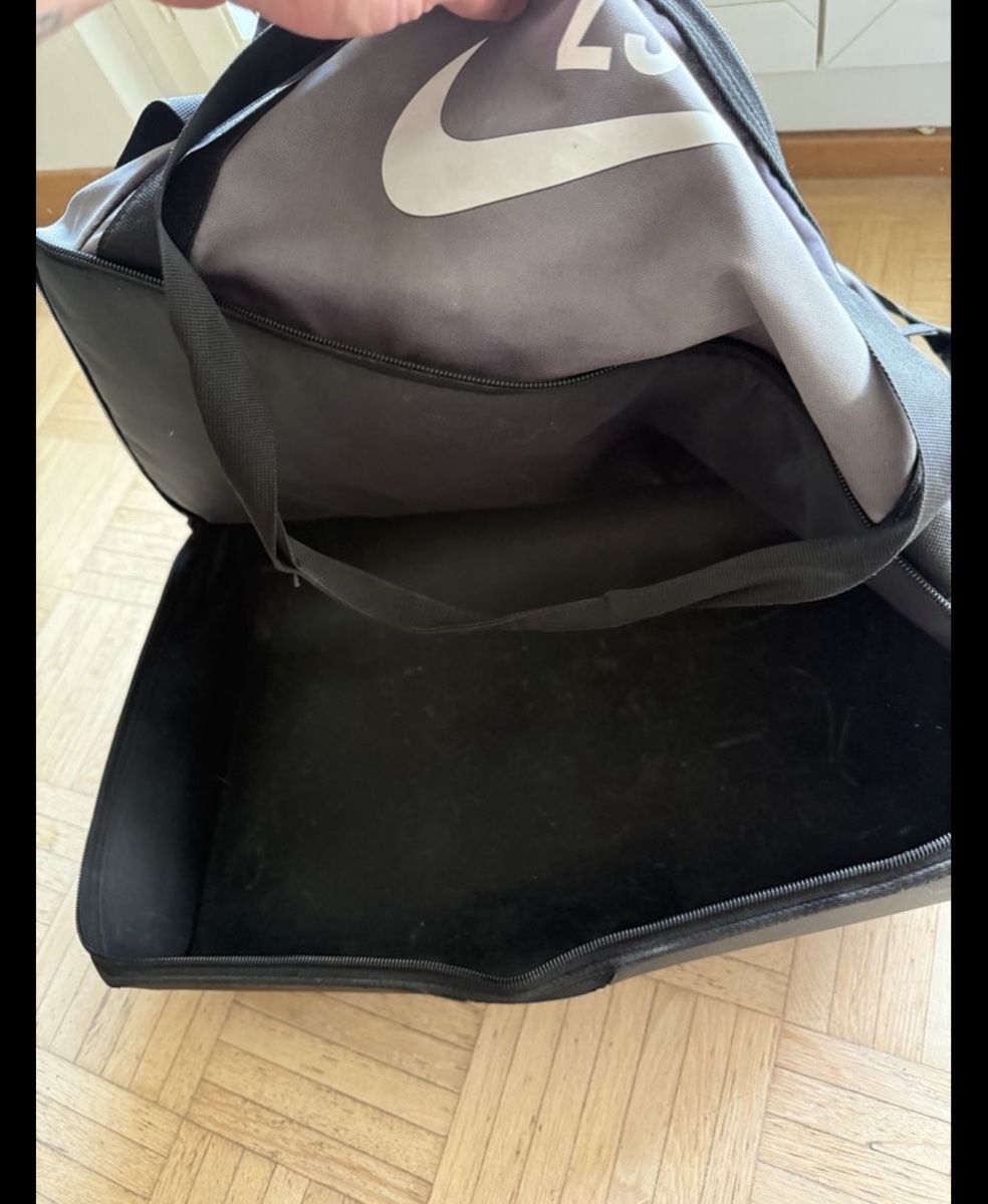 Nike Taschen: Nike Tasche – Defekt aus Kriens von Ceer25 1