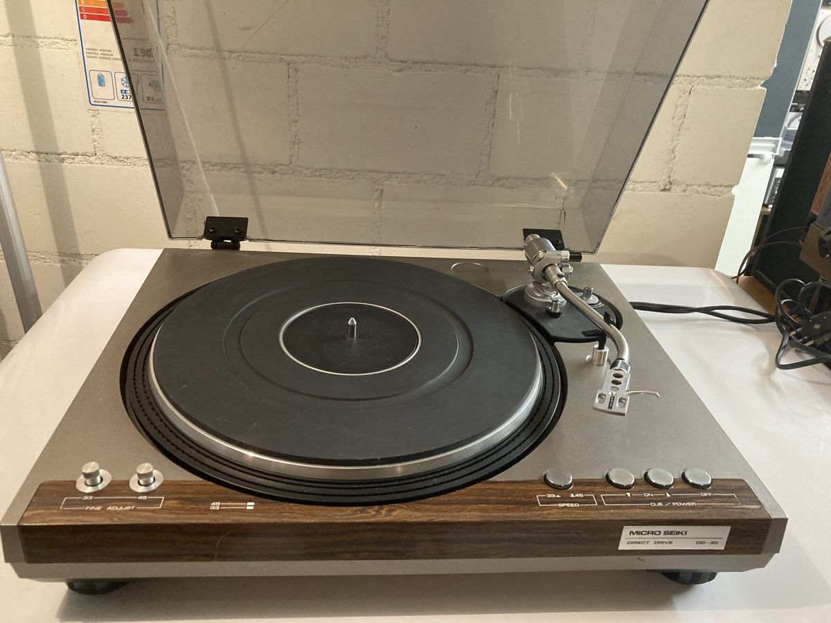 Plattenspieler: Micro Seiki DD-30 Plattenspieler – Defekt aus Lenzburg von HanspeterT 1