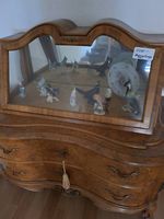 Antike Vitrine