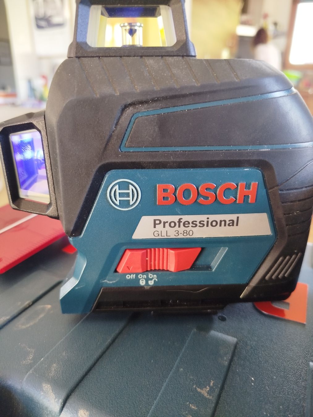 Bosch Misurare: laser Bosch – Usato da Châtillens venduto da Nichou