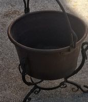 Kupferkessel mit Schmiedeeisen Gestell gebraucht