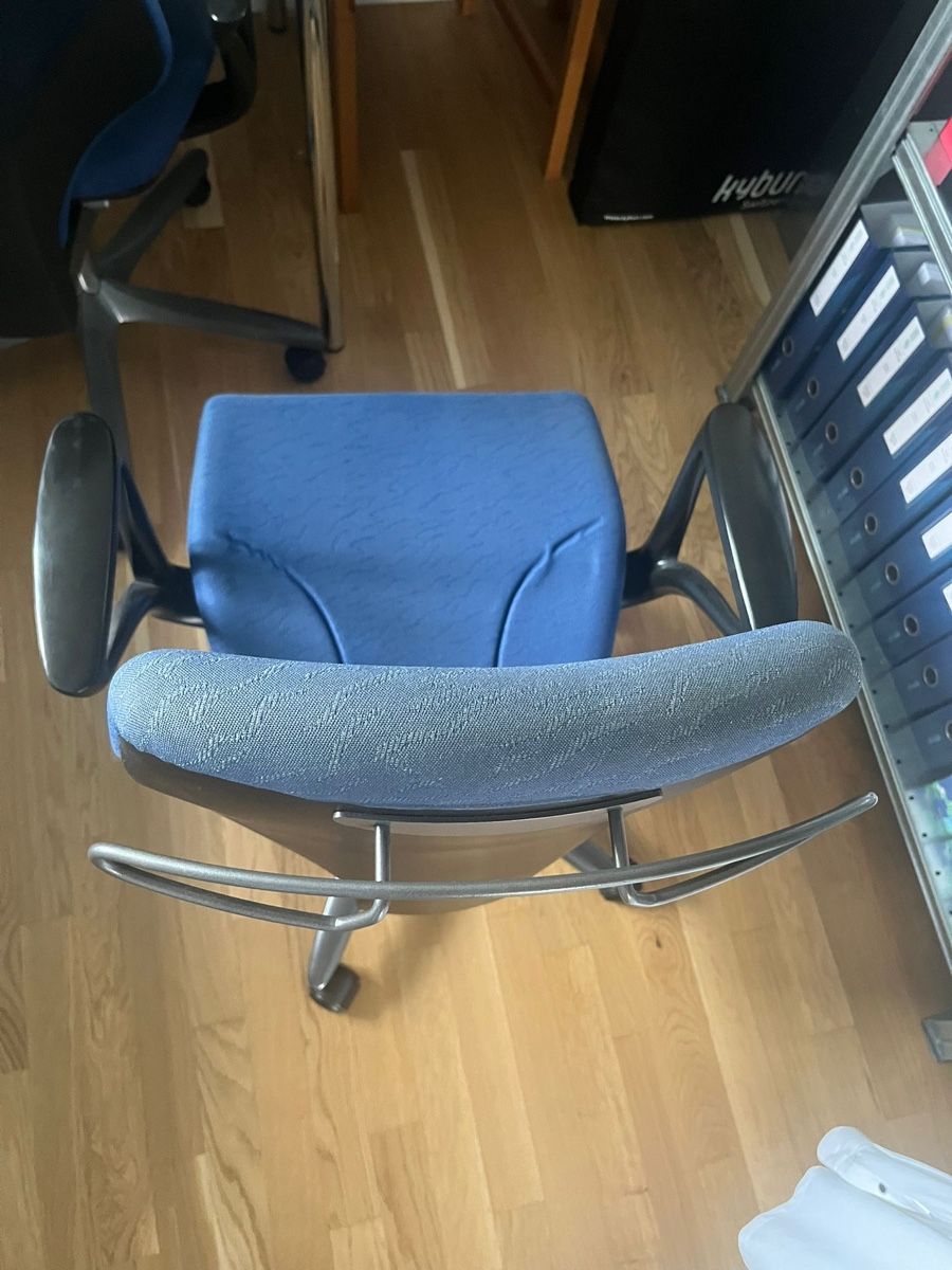 Stühle: Bürostuhl – Gebraucht aus Oberkirch LU von Gmerz 4
