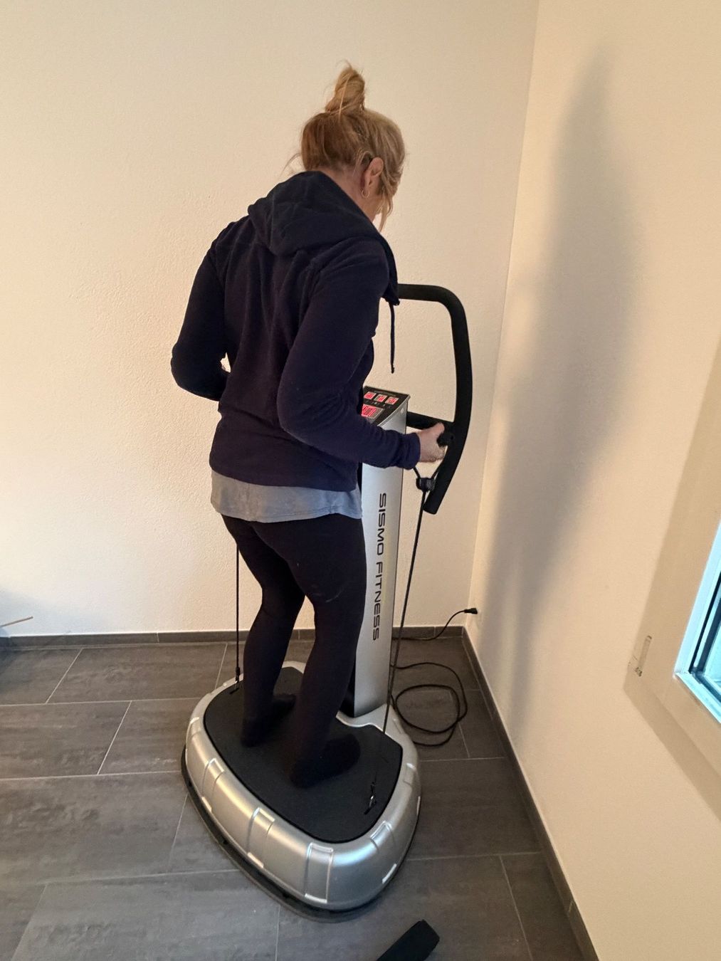 Hometrainer: SISMO Power-Shaper „elite pro“ / Vibrations-Platte – Usato da Luzern venduto da arnoldi 5