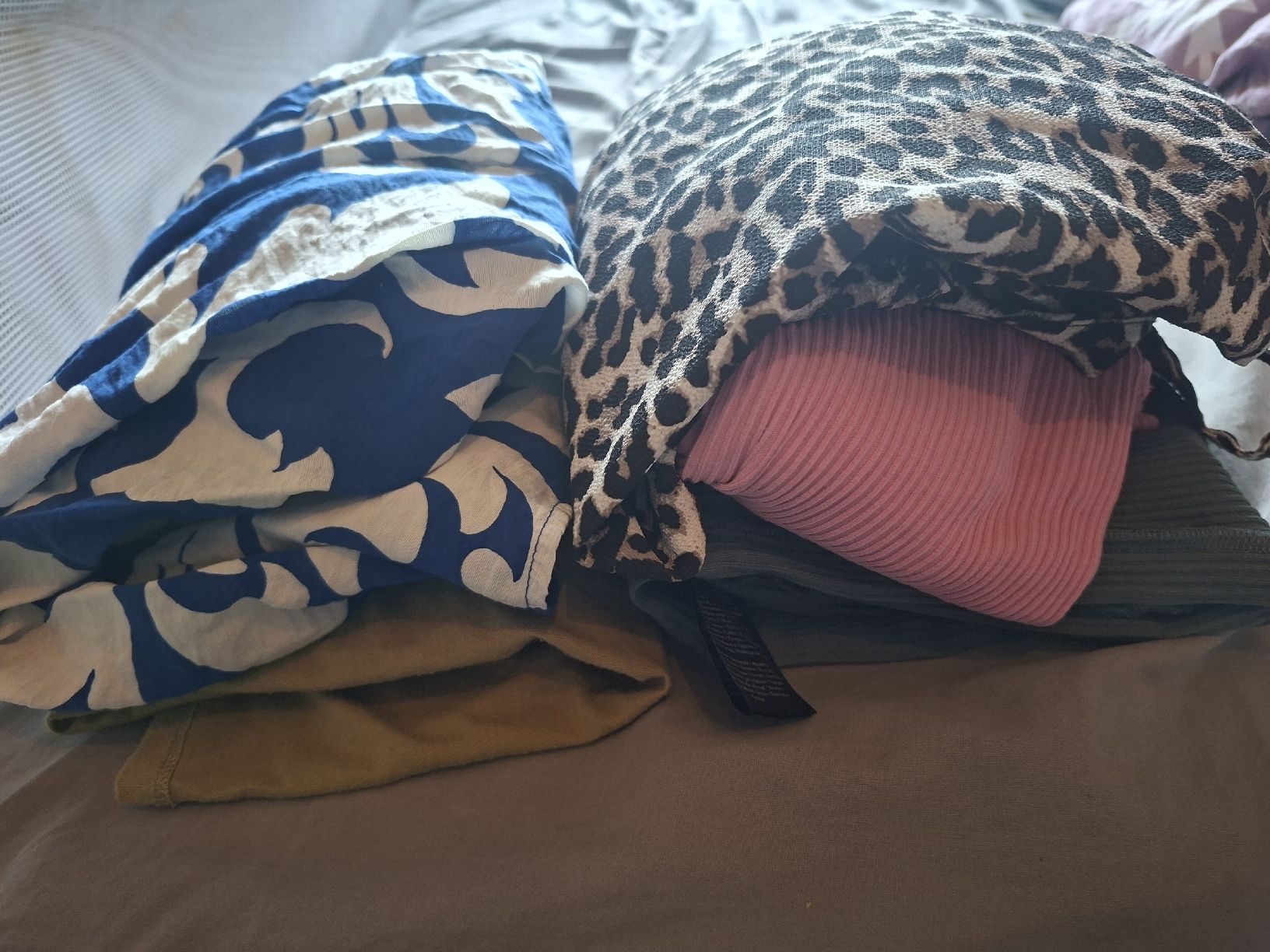 Lotti di vestiti: kleiderpaket gr.S – Usato da Grüningen venduto da Vika95. 7