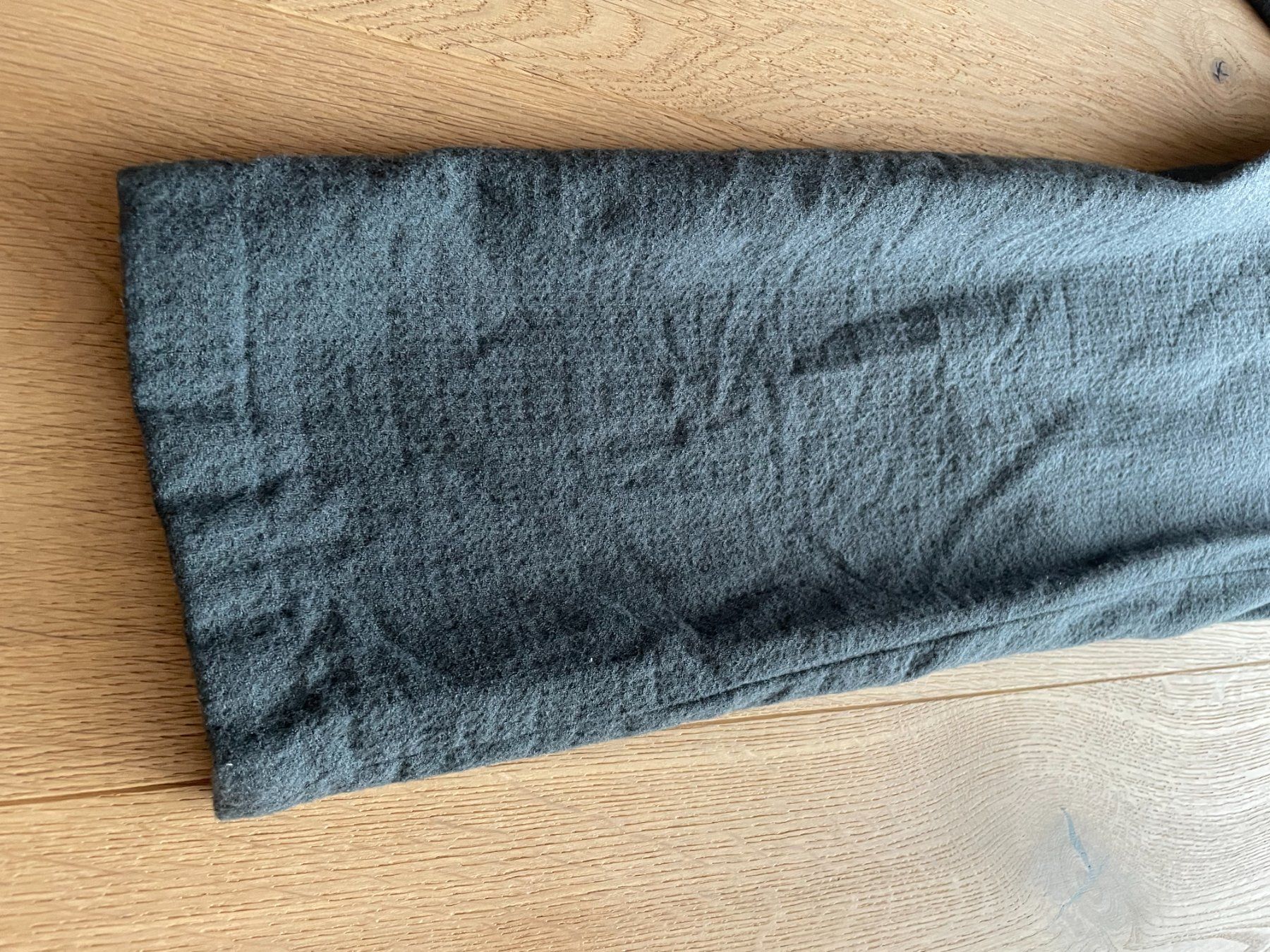 Cos Pantaloni: COS-Hose – Usato da Aarau venduto da pokern 3