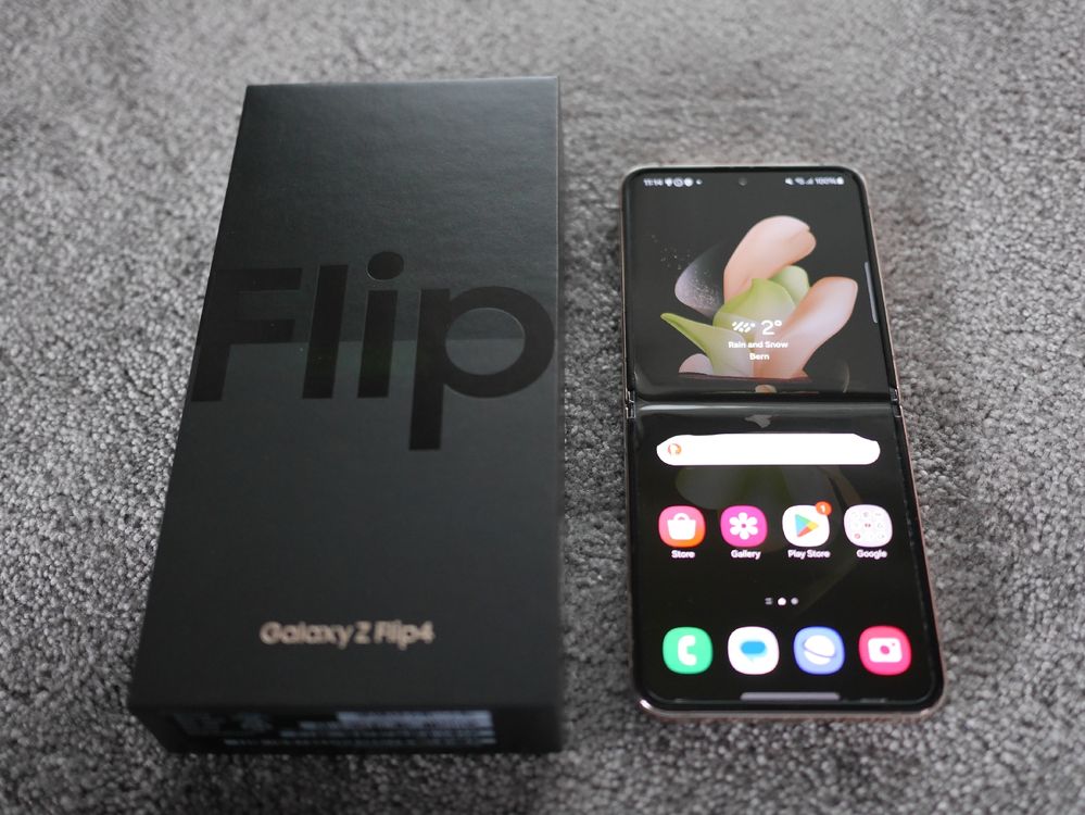 Samsung Galaxy Z Flip4 256GB, Defect Screen | Kaufen Auf Ricardo