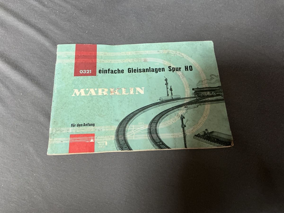Märklin Modelleisenbahnen: Märklin Gleis Heft  – Gebraucht aus Theilingen von Theil.96
