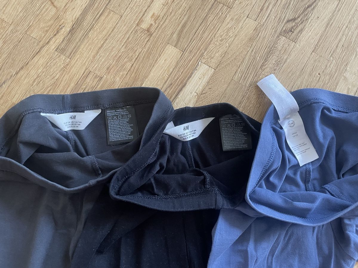 Calze & Collant: Leggings Gr. 128, 3er Pack – Usato da luzern venduto da plueschmors. 1
