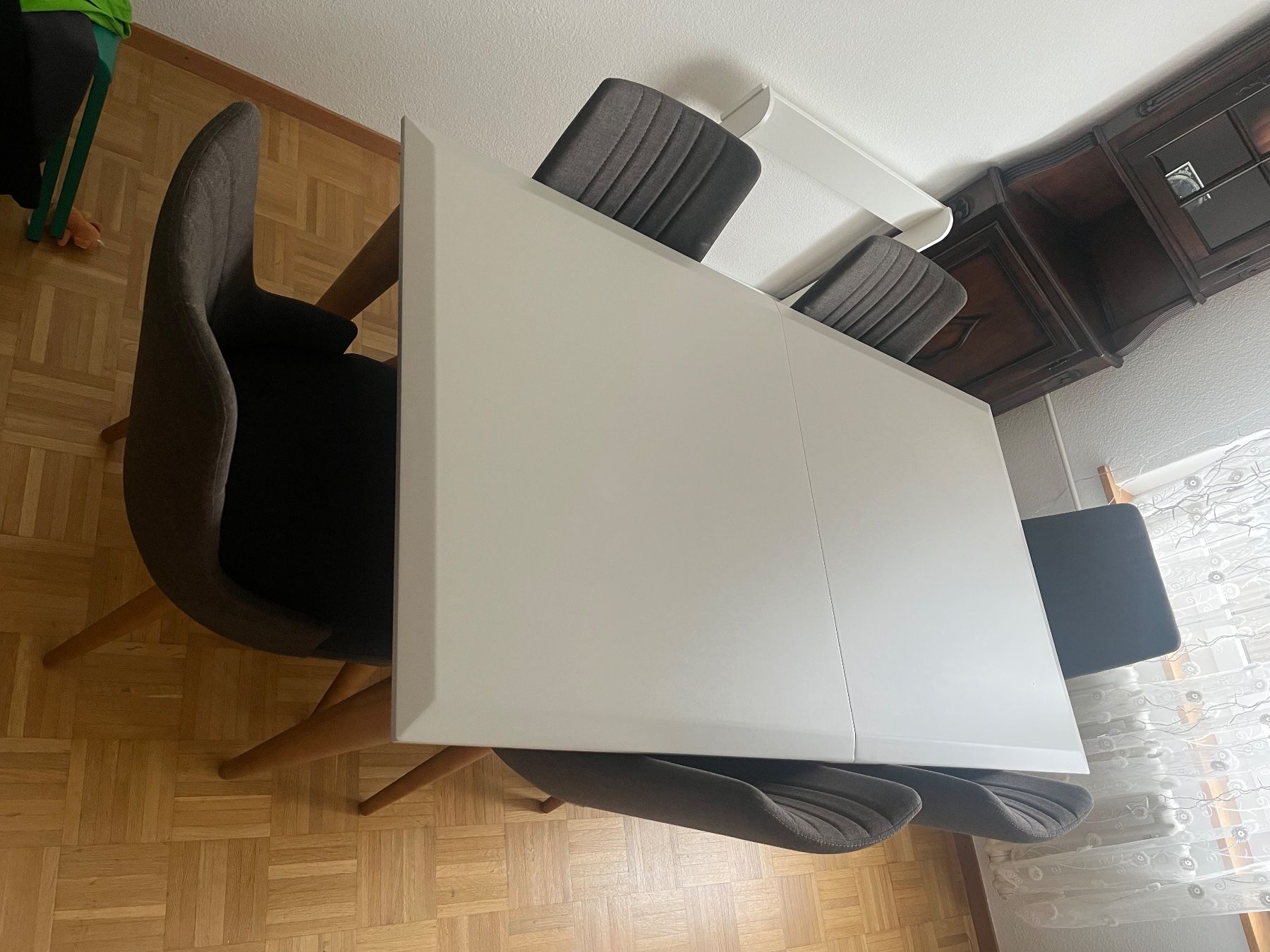 Set di tavolo e panche: Esstisch mit 6 Stühle – Usato da Biel/Bienne venduto da Xbox1989 2