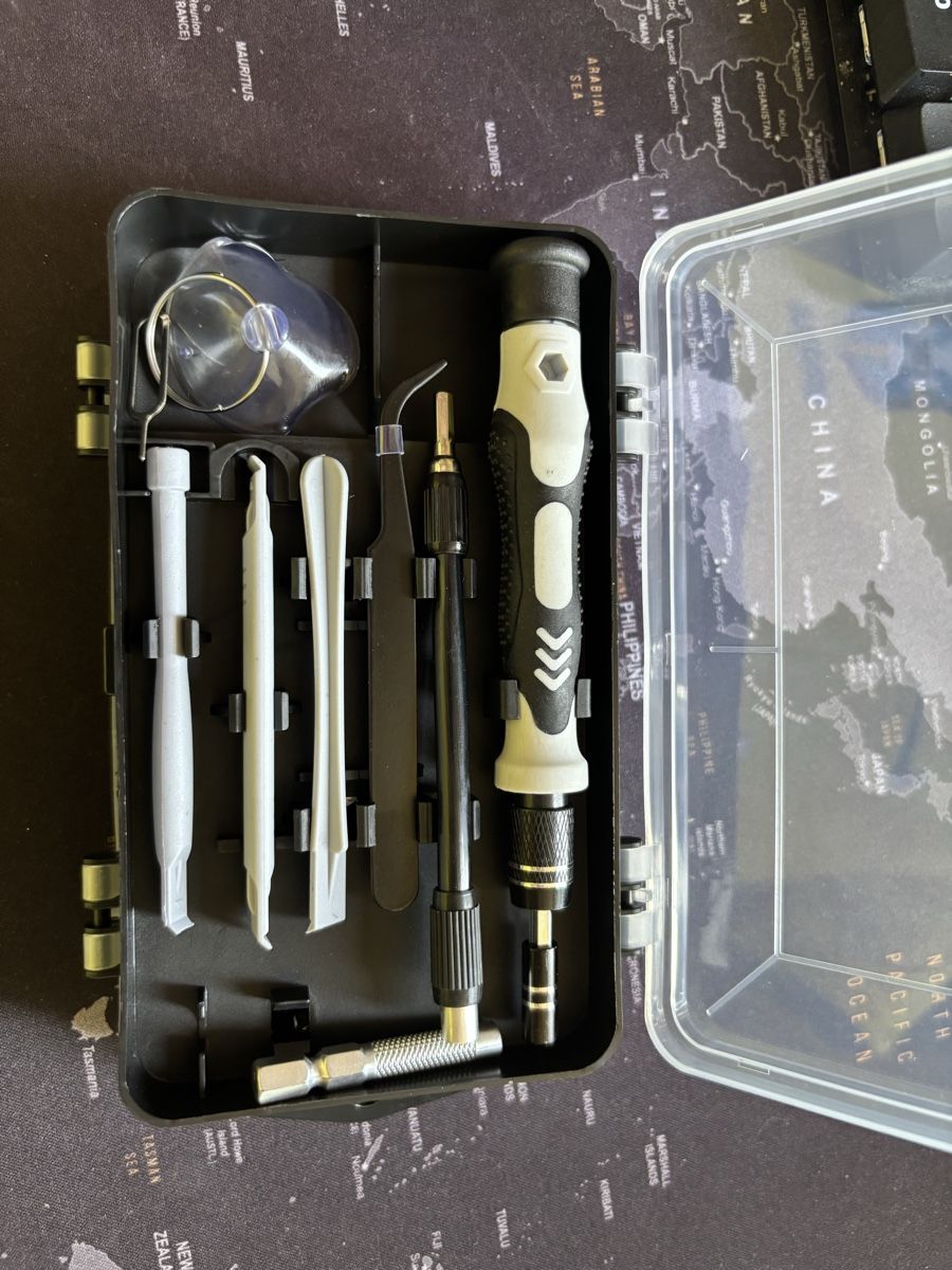 Tous les outils: Schraubenzieher-Set mit diversen Aufsätzen  – Neuf (Voir description) à Nottwil par jon_wg27