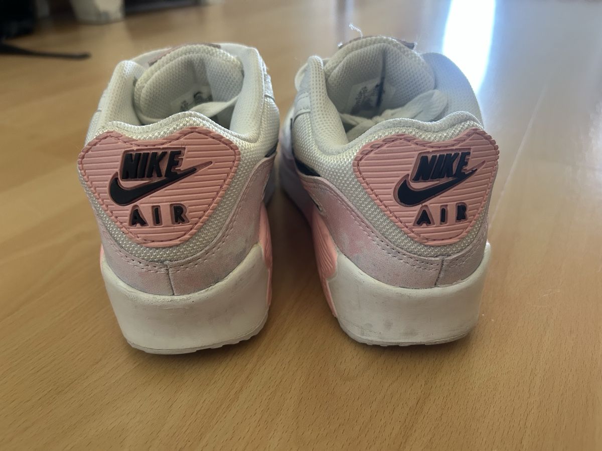 Nike Scarpe da uomo: Nike Air Max 90 Grösse 36.5 weissrosa – Usato da Ostermundigen venduto da HarleyQ3 3
