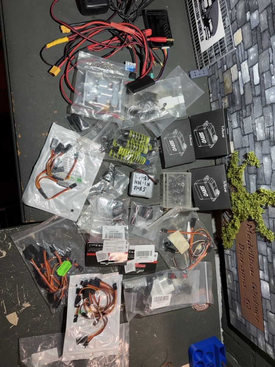 RC Kits de montage: Rc Bastel Kiste  – Neuf (Voir description) à Altdorf UR par modellbau-widmer 3