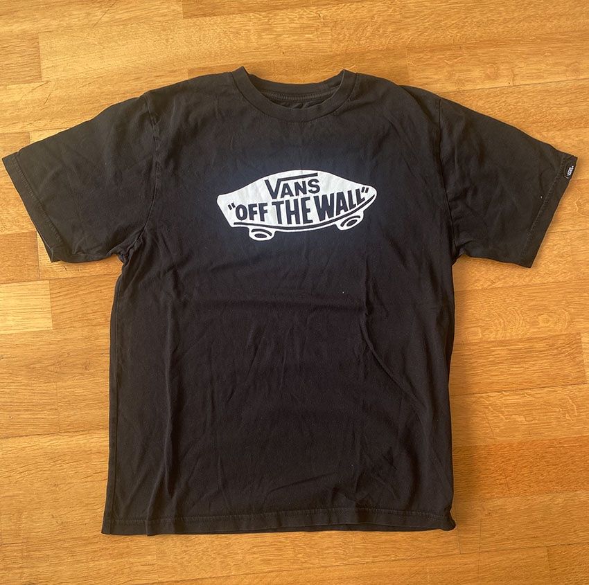 Vans Camicie, T-shirt & Polo: Vans T-Shirt – Usato da herrliberg venduto da flora8008