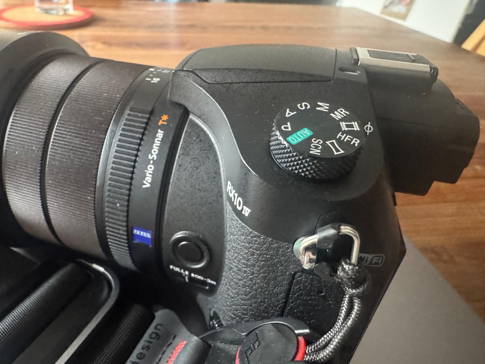 Sony Kamera: SONY Kompaktkamera RX10 IV – Gebraucht aus Allenwinden von evk_x25p 4