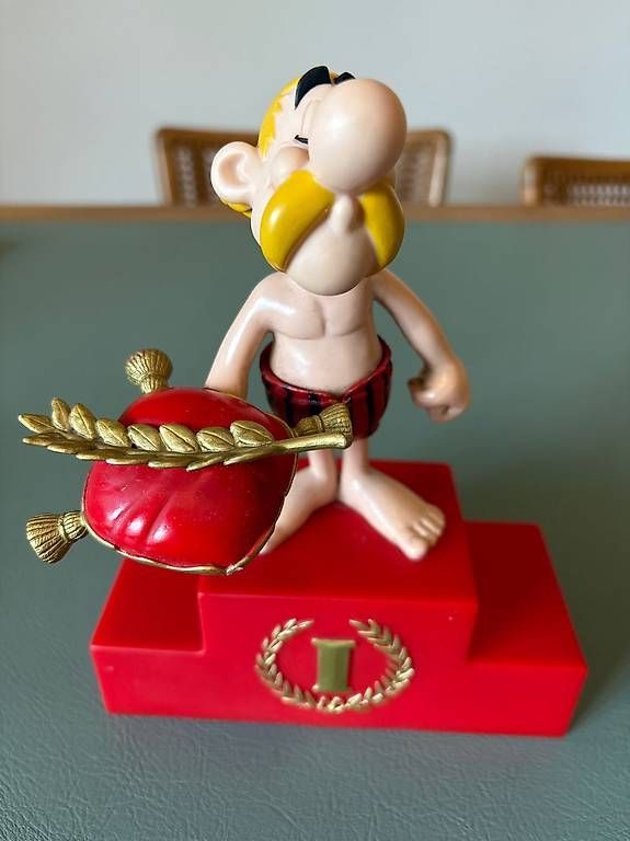 Salvadanai: Tirelire Astérix – Usato da Genève venduto da Johnny345