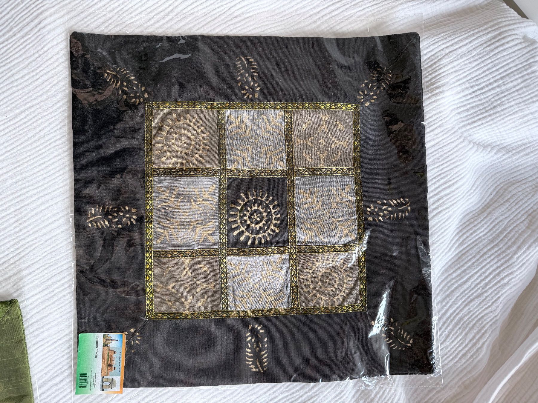 Cuscini: Decorative cushion covers set of 4 new + extra – Nuovo e nell'imballaggio originale da Baden venduto da JellyMonster 2