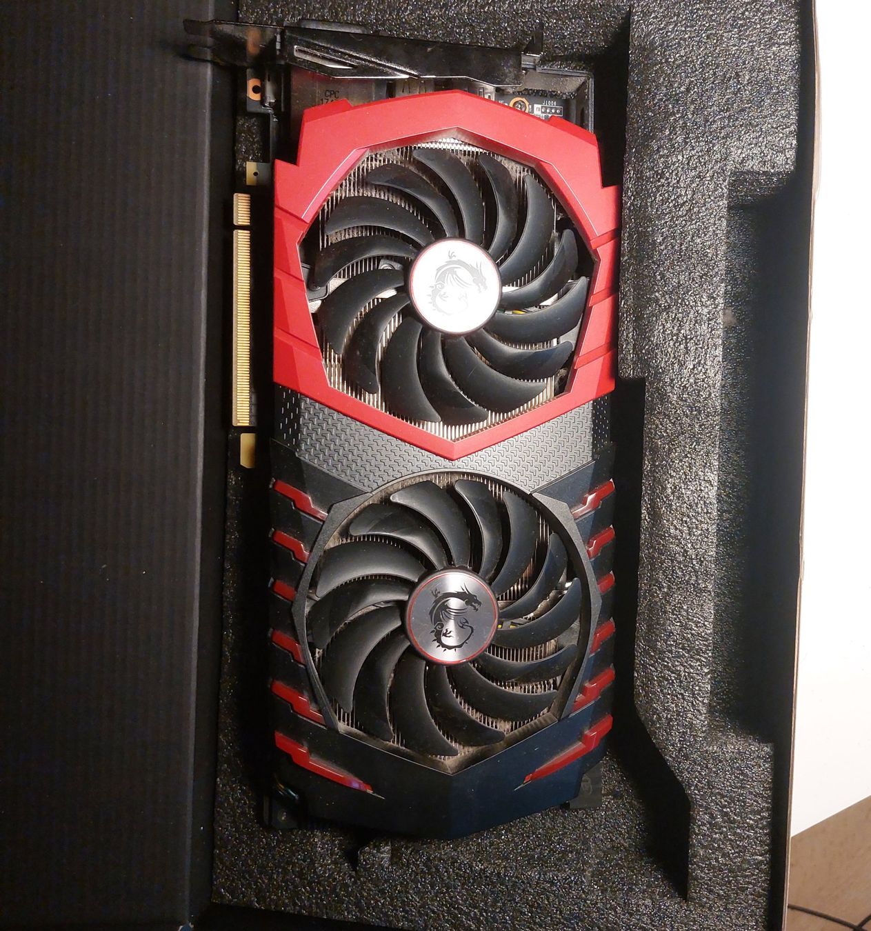MSI Schede grafiche: MSI GTX 1070 Ti – Usato da SEUZACH venduto da Sibylle223