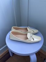 Tods Loafers Mokassins Creme Lack Gr. 38