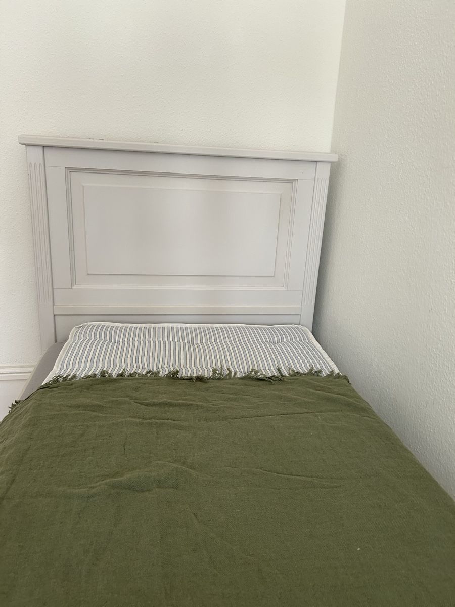 Lits: Bed – D'occasion à Genève par lis_9p5z 1
