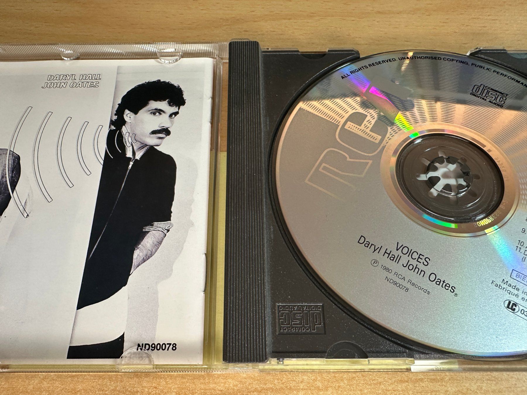 CD: C1 Daryl Hall & John Oates – Voices – Usato da Rikon im Tösstal venduto da Alpenmutz 2