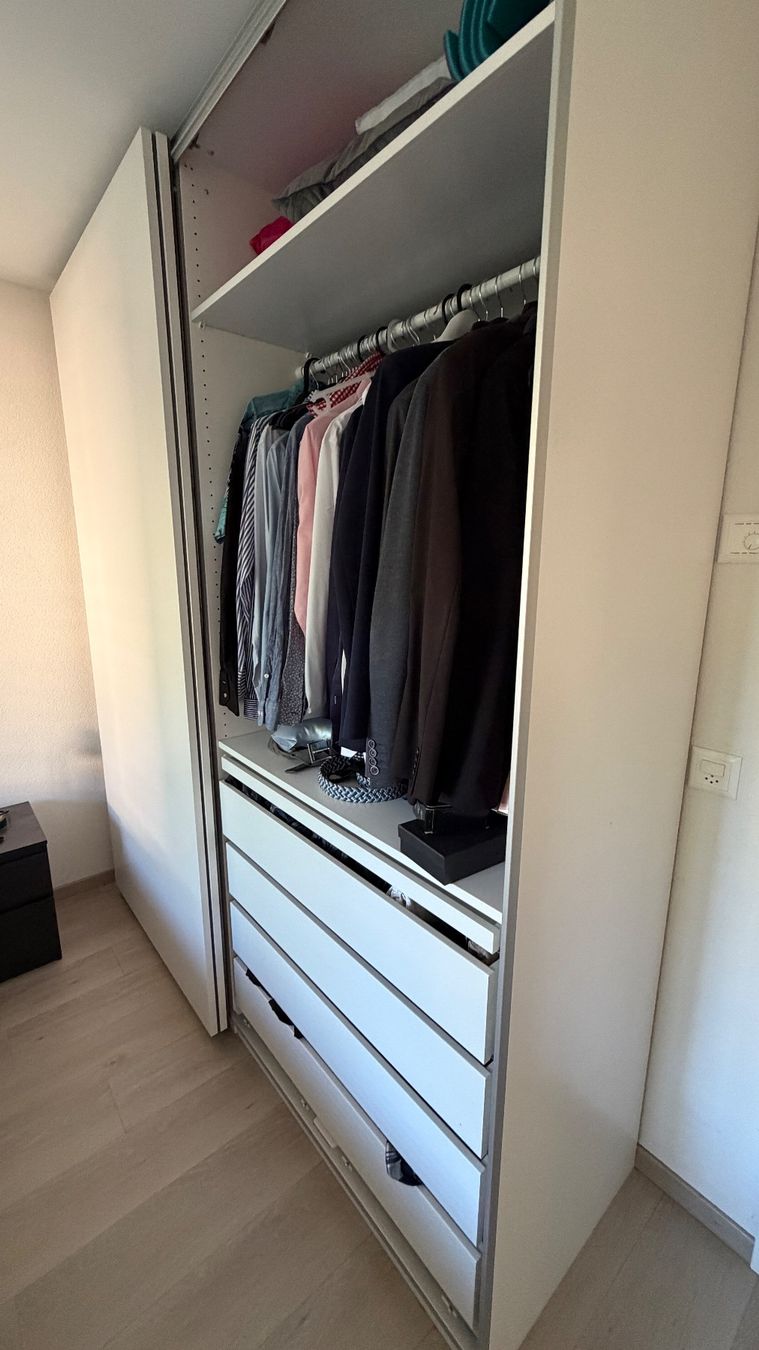 Ikea Armoires: Armoire IKEA PAX – D'occasion à Lonay par Finch 1