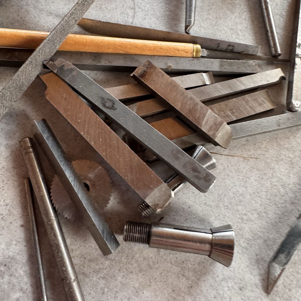 Tous les outils: Uhrmacher Watchmaker Tools and Accessories – D'occasion à Arzier-Le Muids par Avanna 2