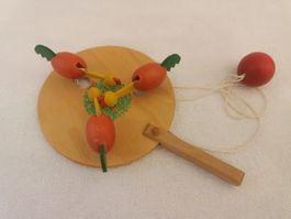 3 lustige Hühner / antikes Holzspielzeug