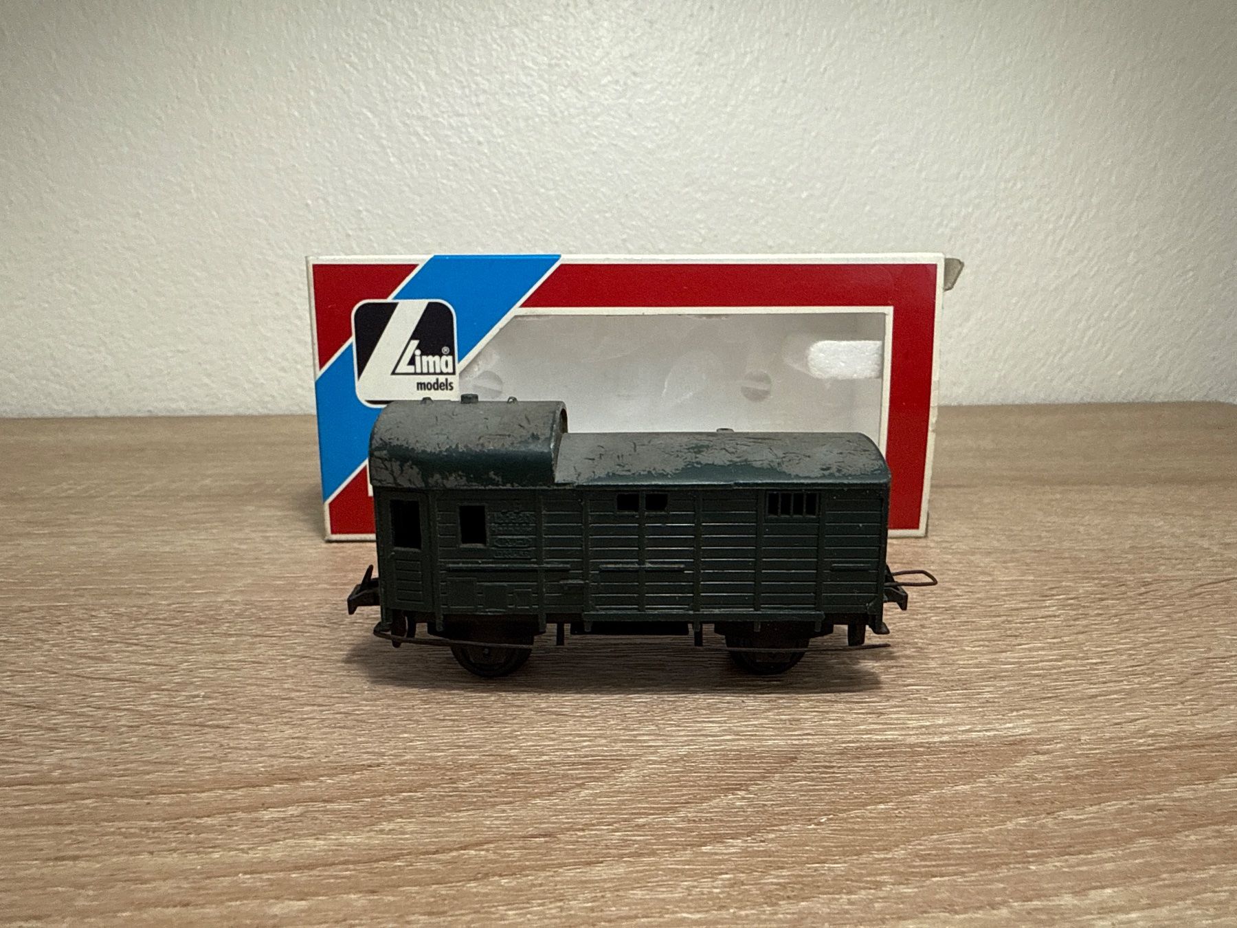Lima Trains électriques: Lima 302713 Güterwagen H0 – D'occasion à St-Aubin-Sauges par tantome 1