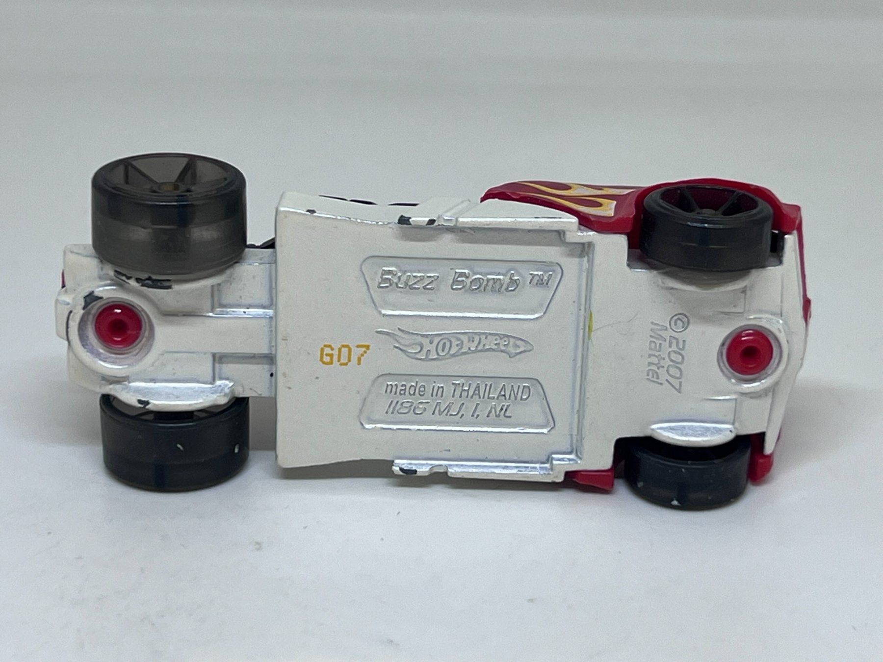 Hot Wheels Modellini d'auto: Hot Wheels Buzz Bomb #539 – Usato da Wildegg venduto da LaaBoutique 3