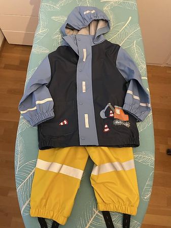 Baby Regenhose und Jacke