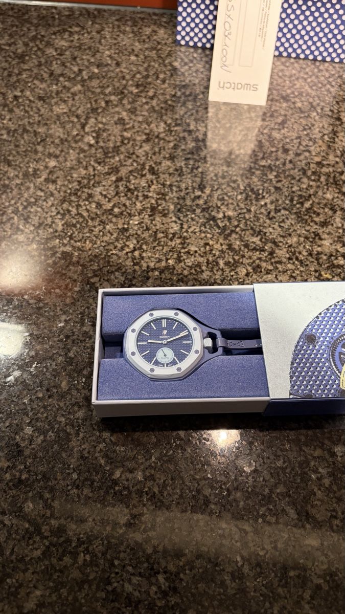 Swatch Orologi: Swatch x Ap Royal Pop Lan Ba – Nuovo e nell'imballaggio originale da Buchs ZH venduto da sla_cy9h 1