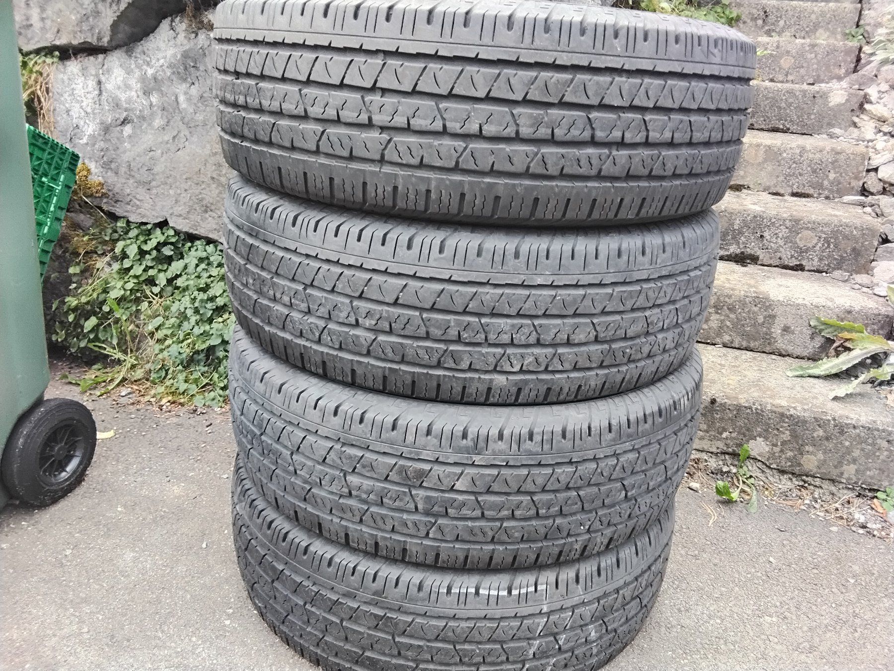 Continental Pneumatici & Ruote complete: 4 Continental Reifen – Usato da Bazenheid venduto da Gogo50 5