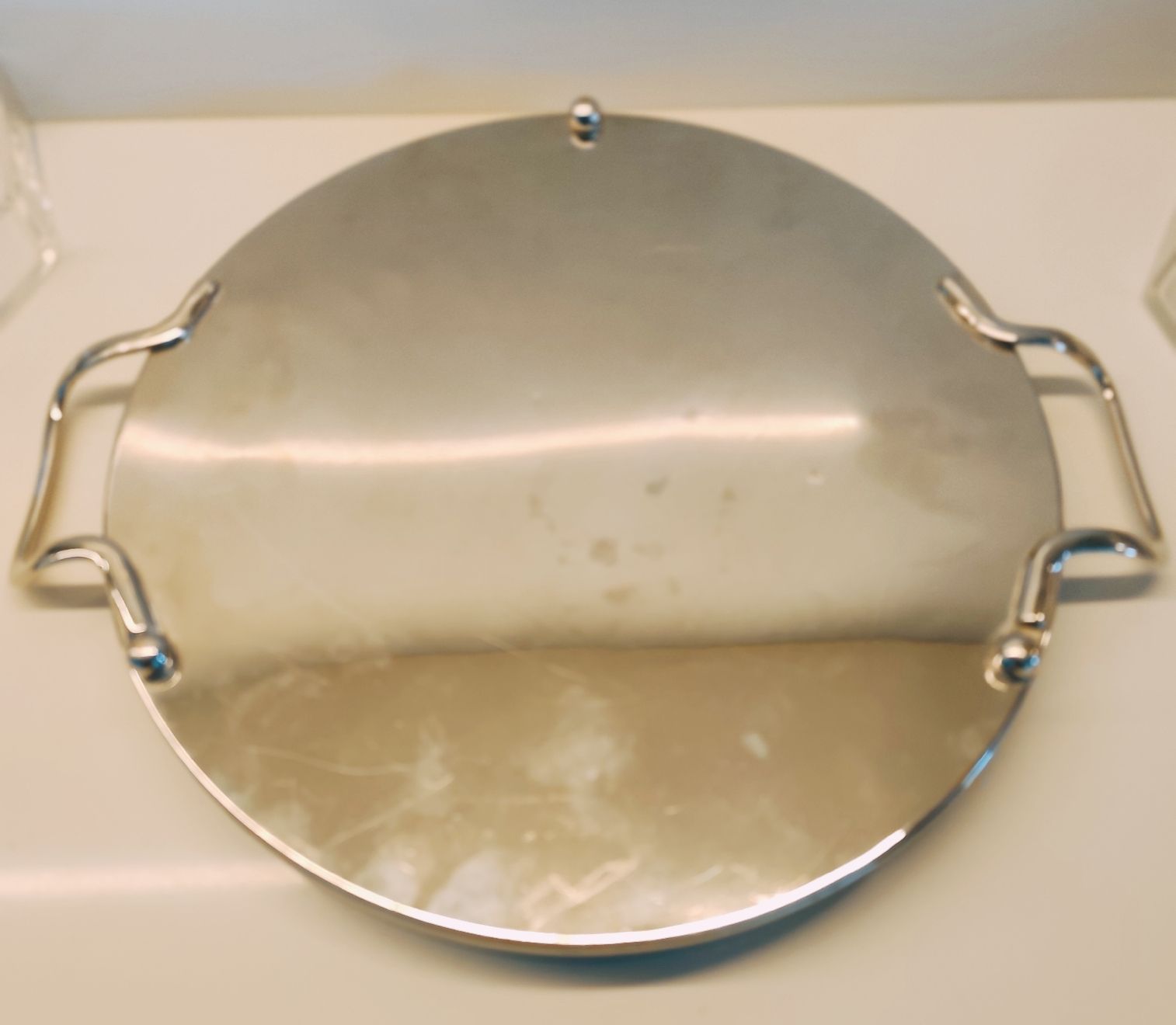 Piatti di portata: Vintage Serviertablett/Platte mit Glaseinsatz, 28cm Durchm. – Usato da Schlieren venduto da Wizza 4