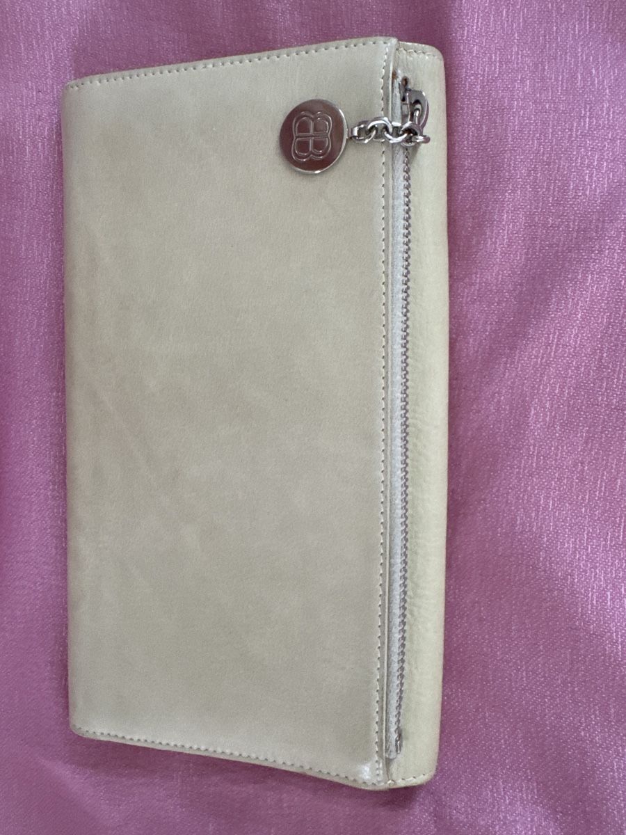 Balenciaga Portemonnaie: Balenciaga Leather Clutch wallet- Stylish Accessory – Gebraucht aus Rüschlikon von luc_q2tl 3