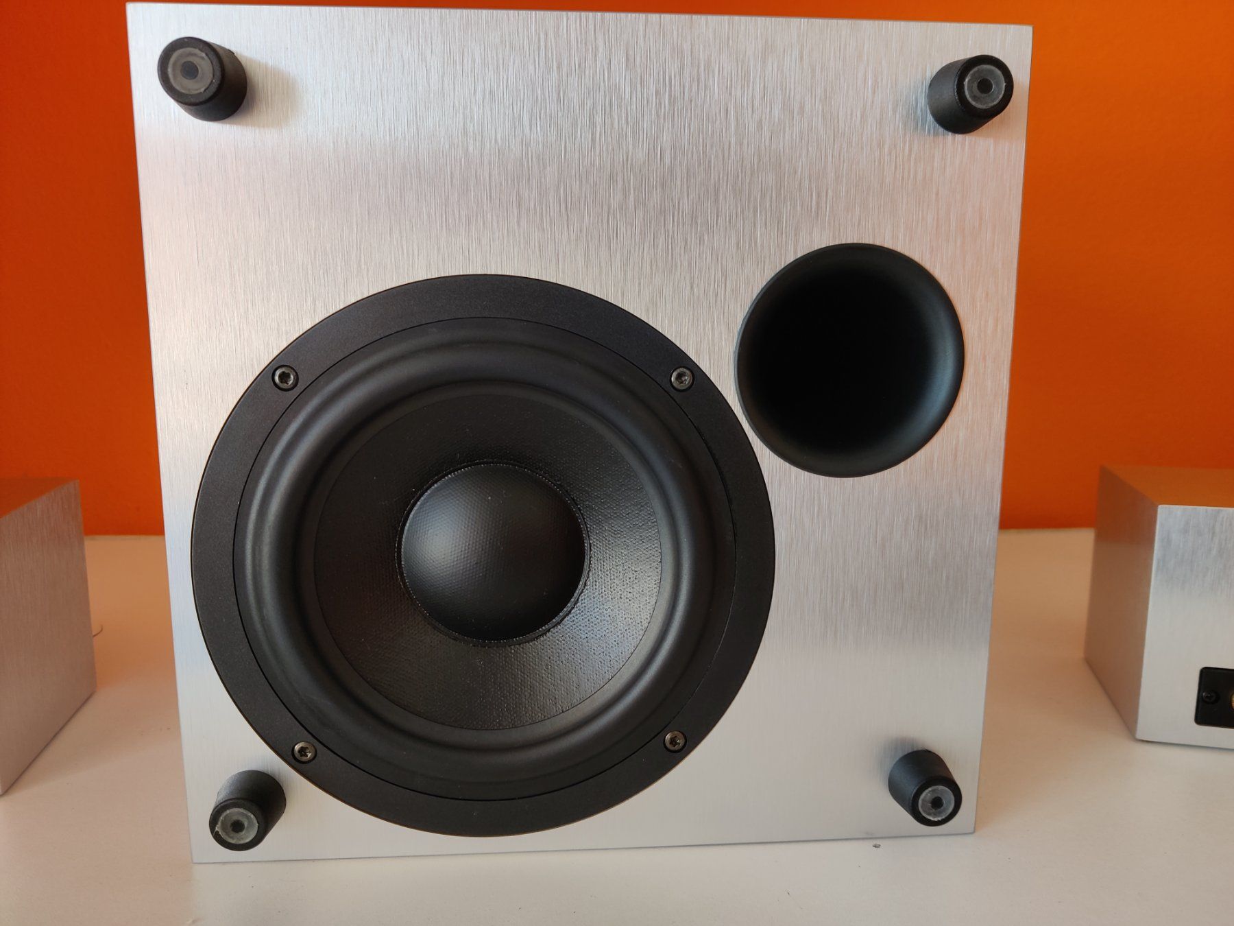 Revox Haut-parleurs: Revox Active SUB 03 + Elegance Magic Cube Lautsprecher – D'occasion à Novazzano par cri_kd9t 8