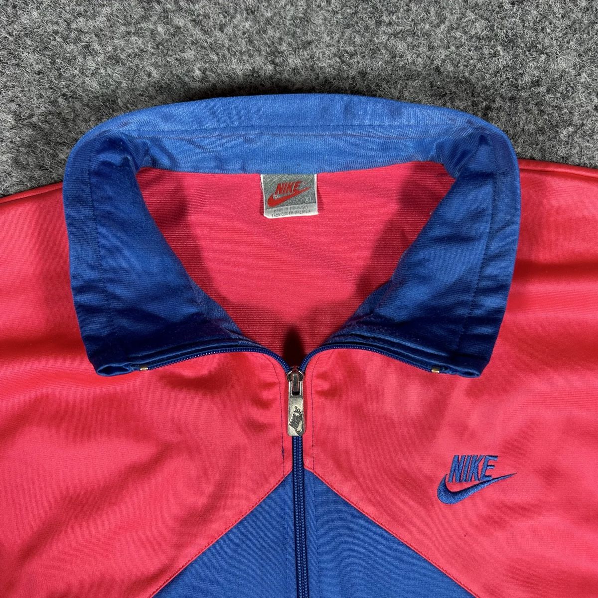Nike Giacche: Nike 90s  – Nuovo (secondo la descrizione) da La Sagne NE venduto da Matlasape 2