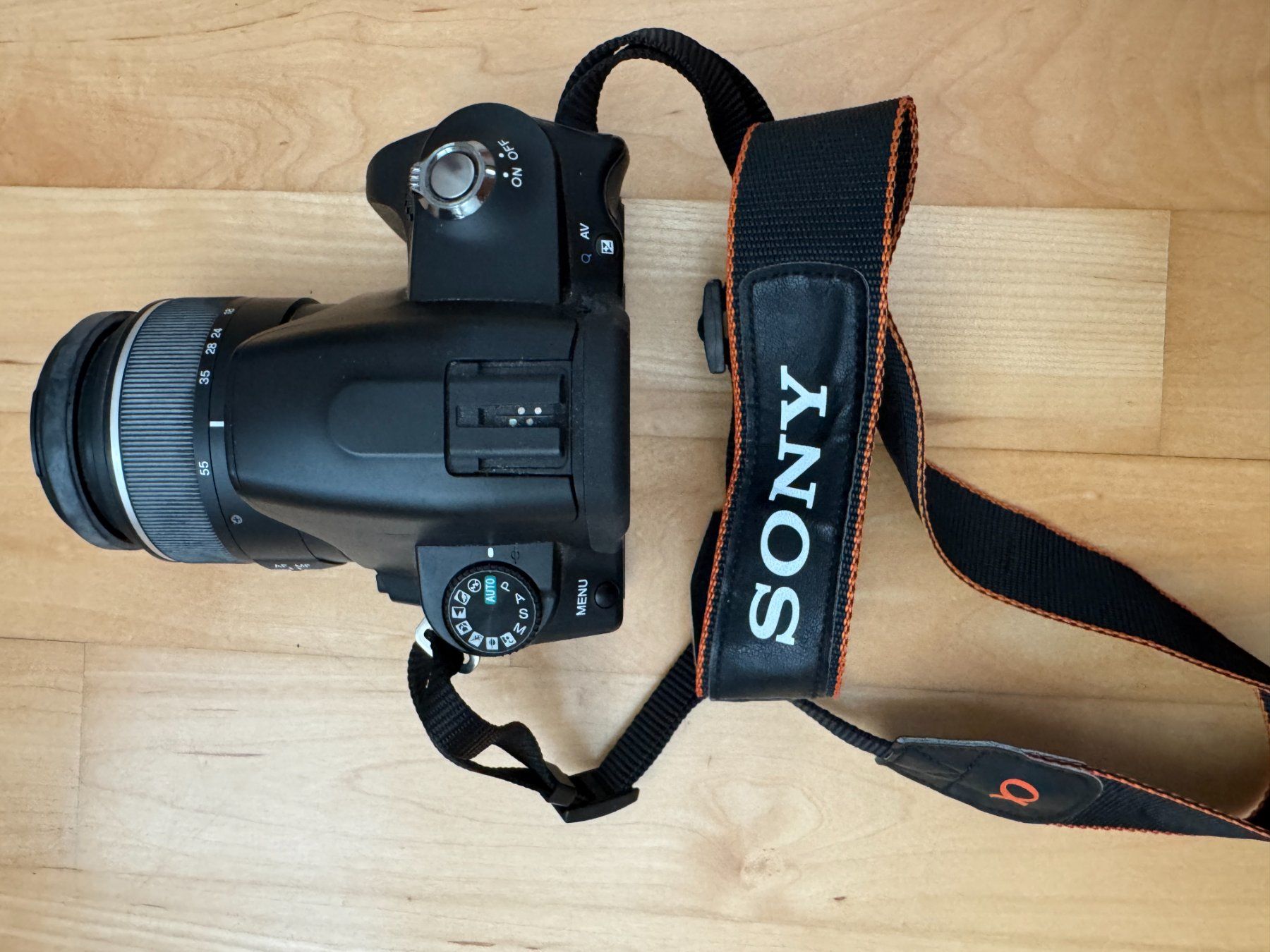 Sony Appareil photo: Sony Alpha DSLR-A230 – D'occasion à Möhlin par tiio 4