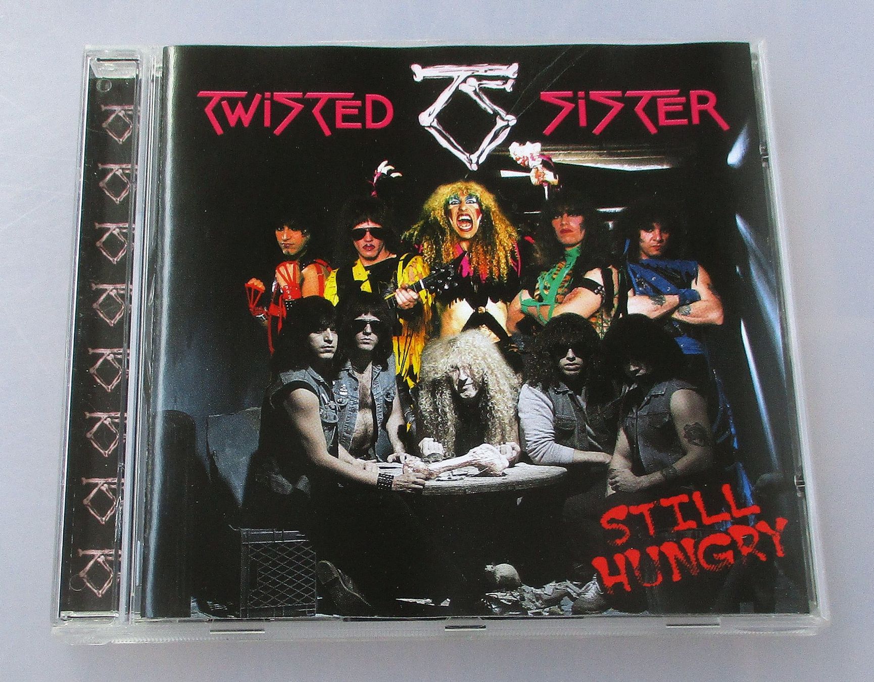 CD: TWISTED SISTER - Still Hungry – Usato da Wattwil venduto da Muriel11