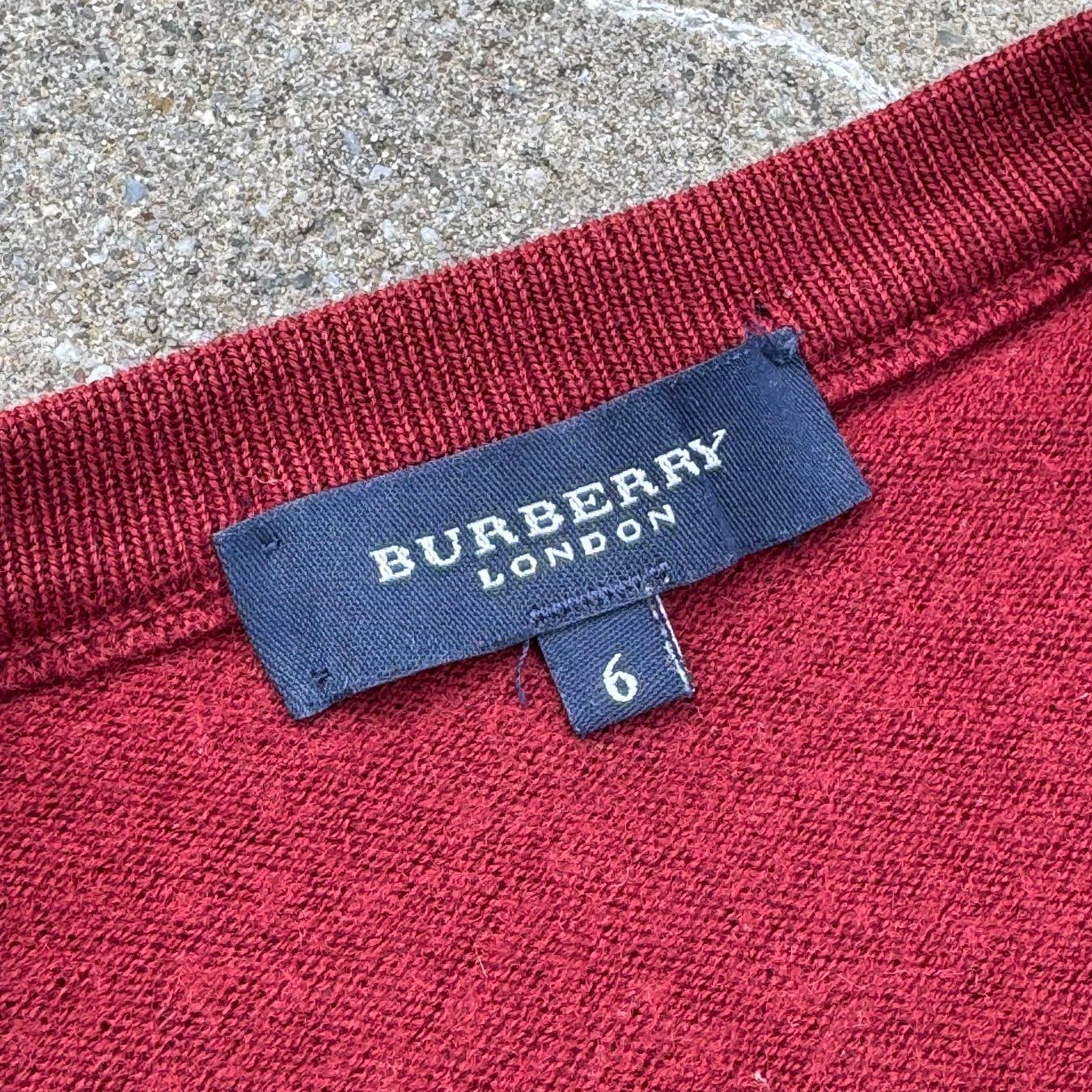 Burberry Maglioni & Felpe: Burberry London vintage red wool sweatshirt retro pull – Usato da St. Gallen venduto da sourced_limited 3