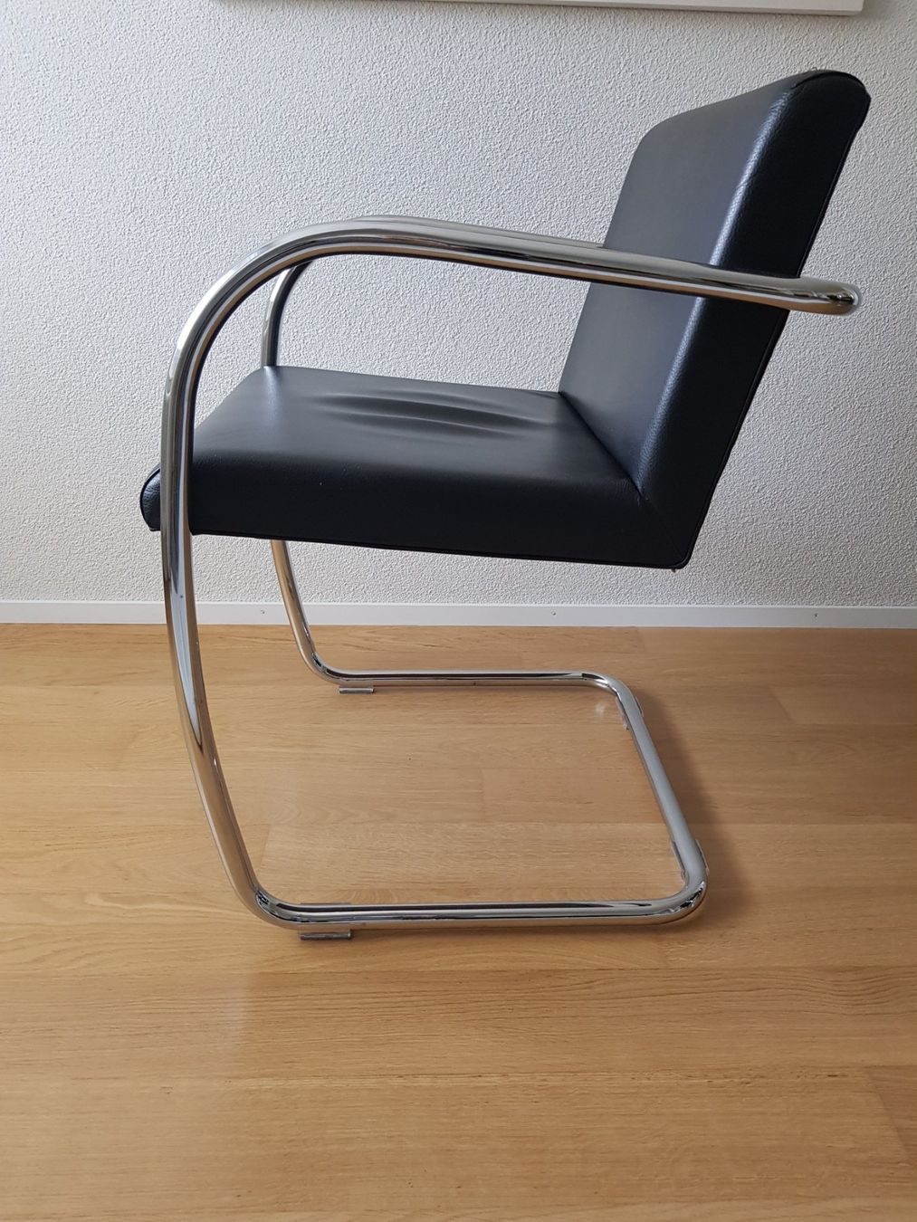 Chaises: 4er Set Freischwinger Esszimmerstühle von Fasem – D'occasion à Zürich par Asti10 4