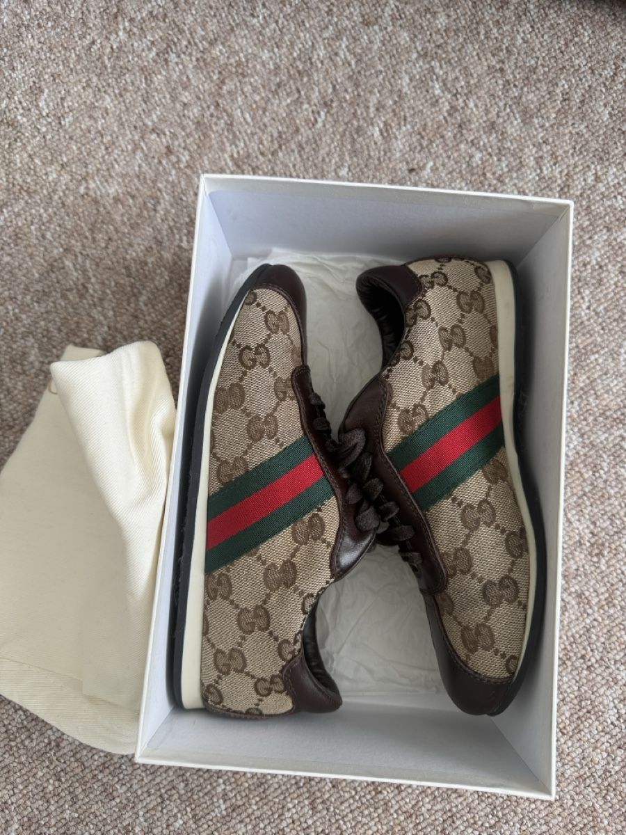 Gucci Scarpe per ragazzi: Gucci Kinder Beige/Brown GG Canvas – Usato da Wohlen AG venduto da rol_8r5l
