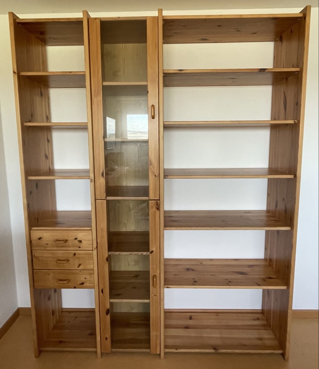 Scaffali: Büchergestell/Wohnwand – Usato da Schaffhausen venduto da wunderpraechtig