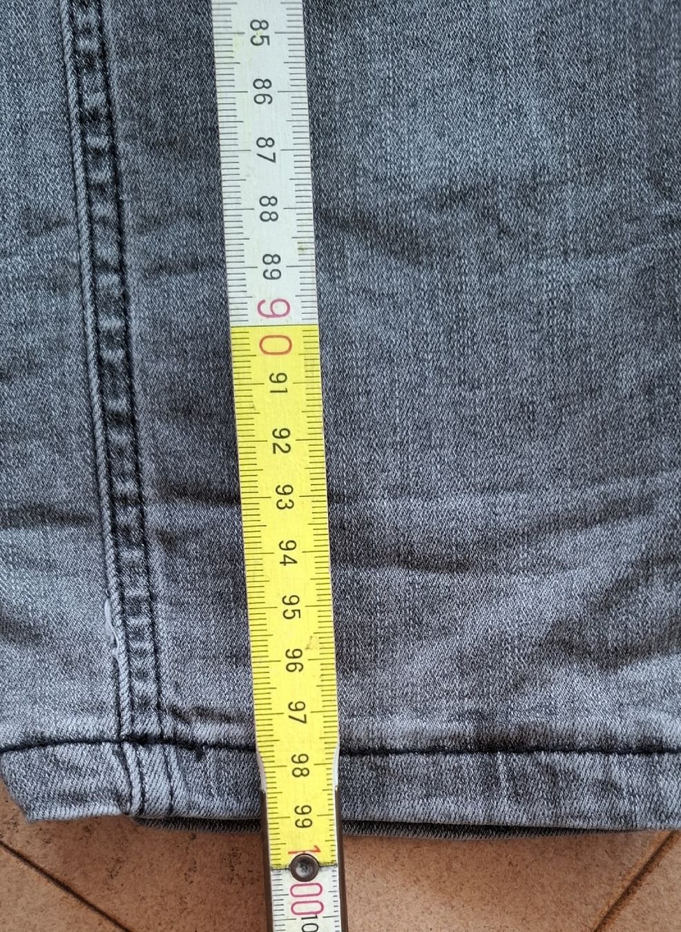 Jeans: Jeans grau 34 von Chicoree – Usato da Thun venduto da lede 3