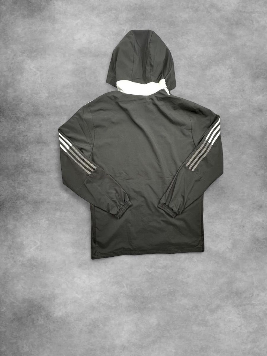 Adidas Jacken: Adidas jacket – Gebraucht aus Erlinsbach SO von TogaResell 2