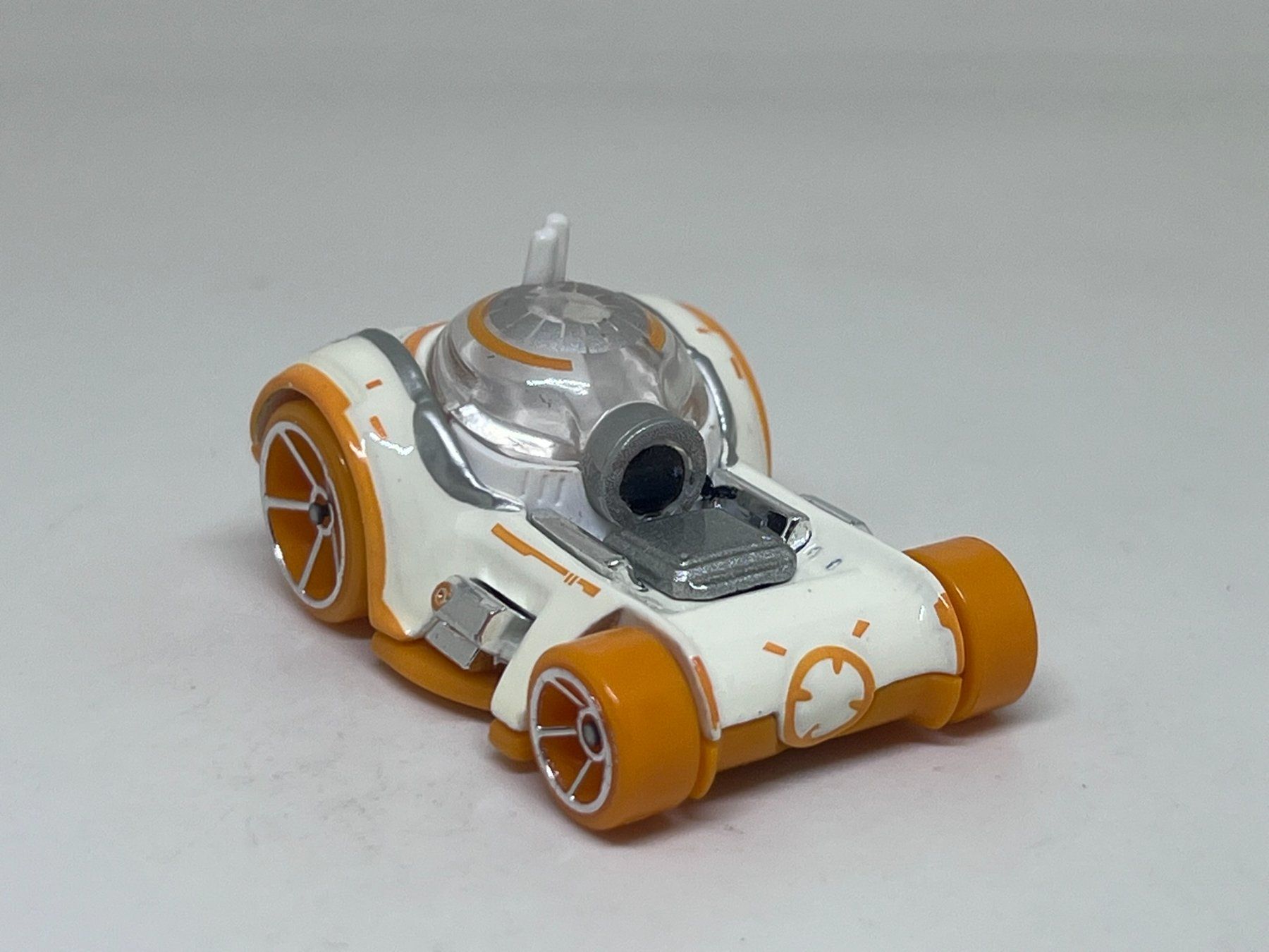 Hot Wheels Modellautos: Hot Wheels BB-8 #646 – Gebraucht aus Wildegg von LaaBoutique
