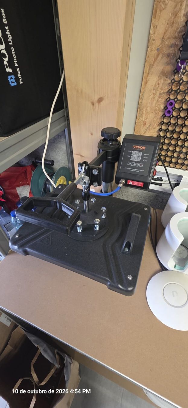 Toutes les machines: Presse à chaud VEVOR multifonction – D'occasion à Saxon par nforce3d