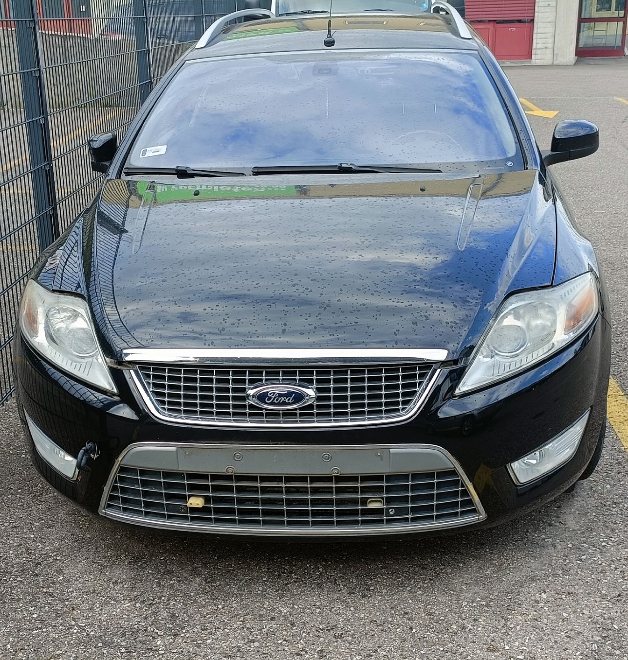 Ford Tutti pezzi di ricambio auto: Ford Mondeo  – Difettoso da Wil SG venduto da chz_7trm