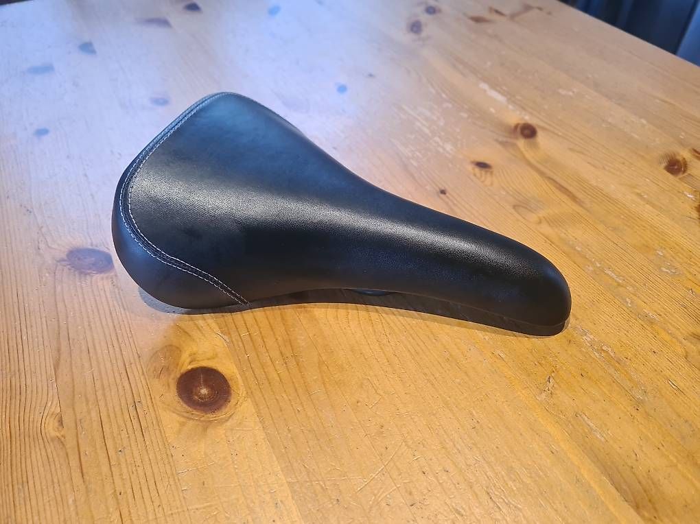 Pezzi di ricambio: Selle de vélo adulte – Usato da Châtel-St-Denis venduto da max_fri