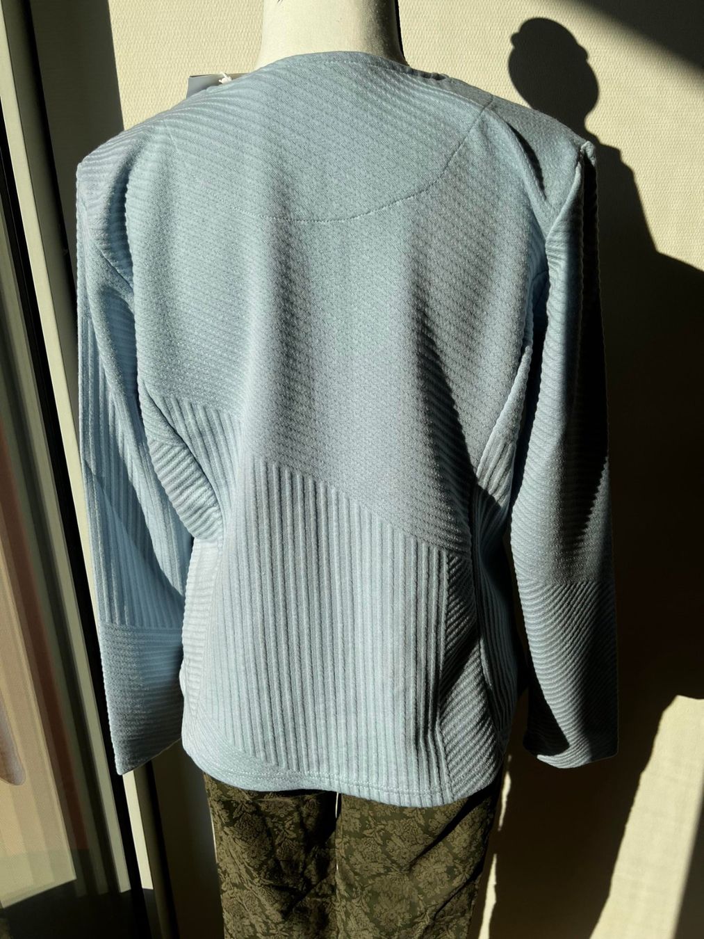 Blusen: Neue Bluse M – Neu und originalverpackt aus Riehen von edu_92w7 1