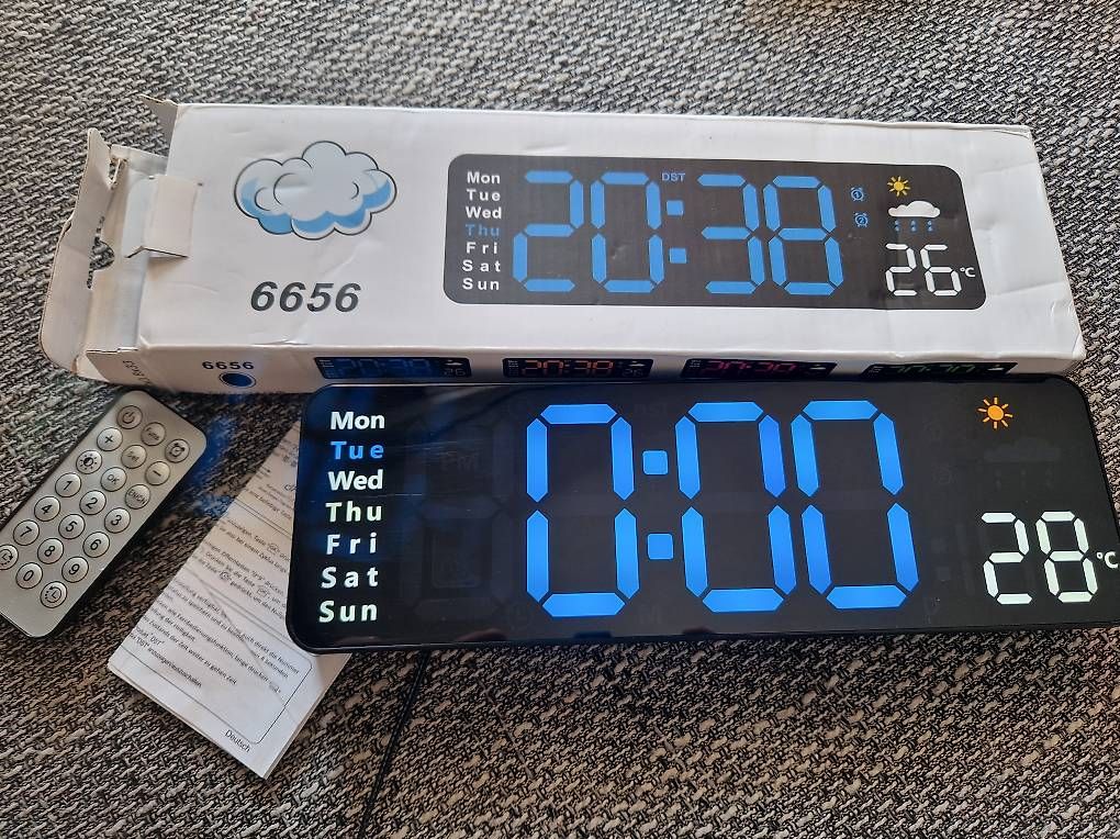 Stand- & Wanduhren: Uhr  – Gebraucht aus Rümlang von Zargi